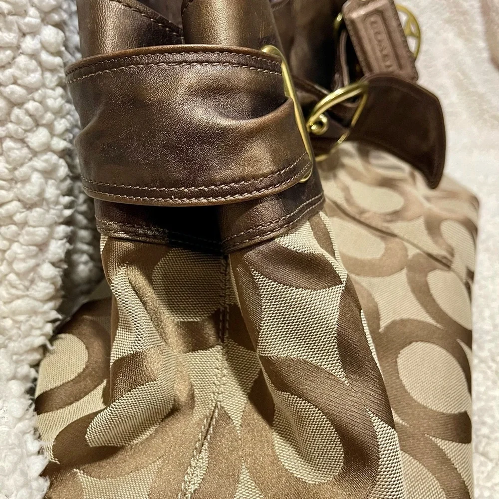 Coach Hobo Bronze Leather Signature Op Art Tote Bag With Hang Tags Y2K - Picture 7 of 16